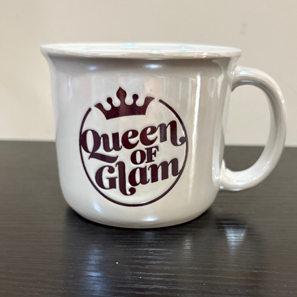 White Mug